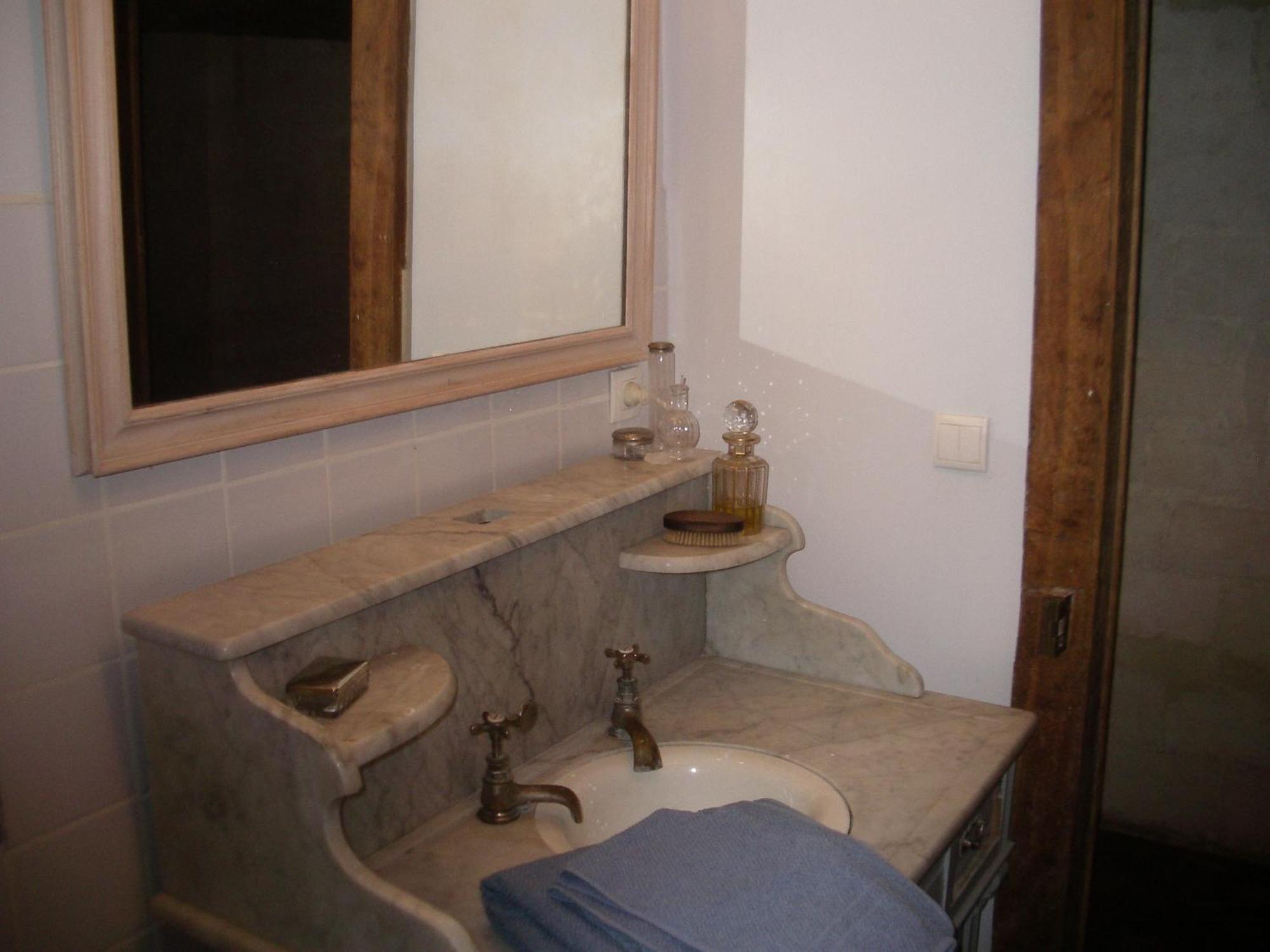 Le Refuge Des Cordeliers Apartment Laon Cameră foto