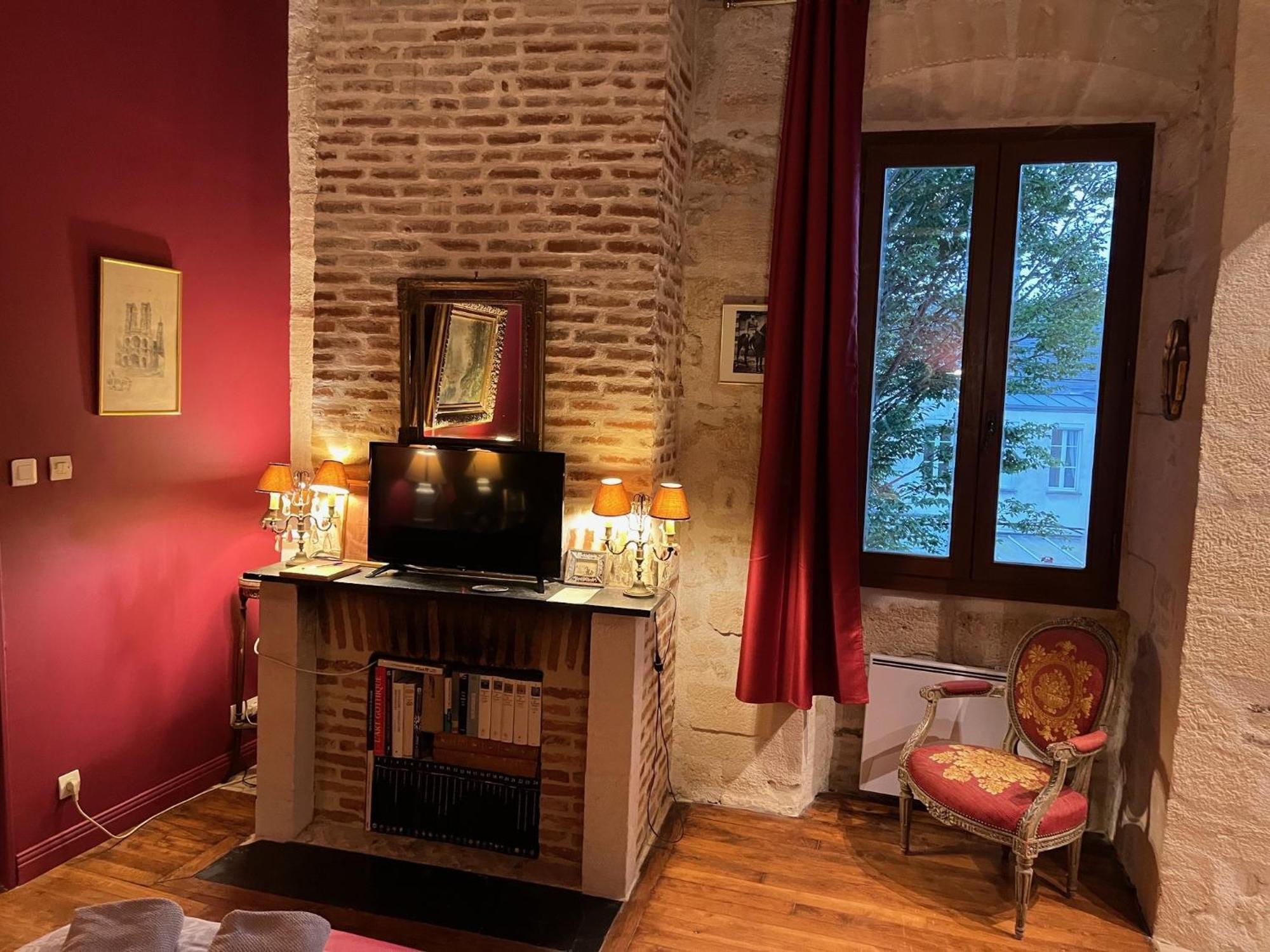Le Refuge Des Cordeliers Apartment Laon Cameră foto