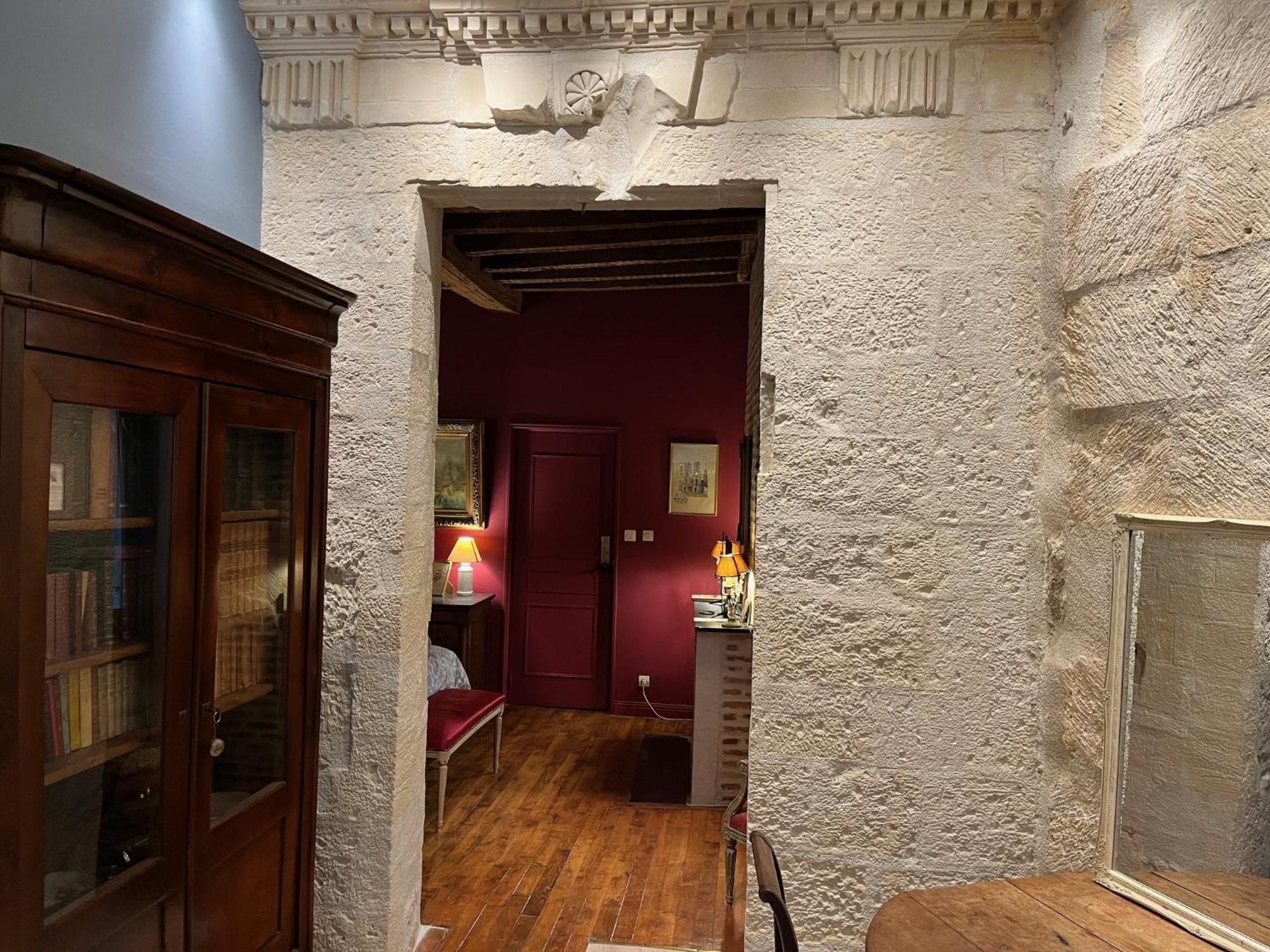 Le Refuge Des Cordeliers Apartment Laon Cameră foto
