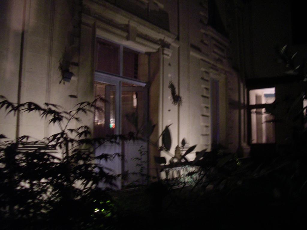 Le Refuge Des Cordeliers Apartment Laon Exterior foto