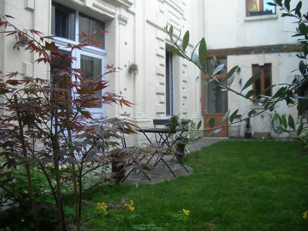Le Refuge Des Cordeliers Apartment Laon Exterior foto